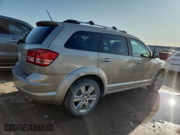 2009 Dodge Journey R/T z VIN 3D4GG67V69T503081, wystawiony jako Copart lot #60400315 z przebiegiem 97 098 mil mil oraz Szkoda całkowita • Salvage title. Historia ofert i sprzedaży dostępna na DreamBid. Obrazek 3.