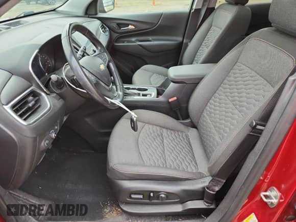 2020 Chevrolet Equinox LT z VIN 3GNAXVEX8LS552675, wystawiony jako Copart lot #67791655 z przebiegiem 69 622 mil mil oraz Szkoda całkowita • Salvage title. Historia ofert i sprzedaży dostępna na DreamBid. Obrazek 7.