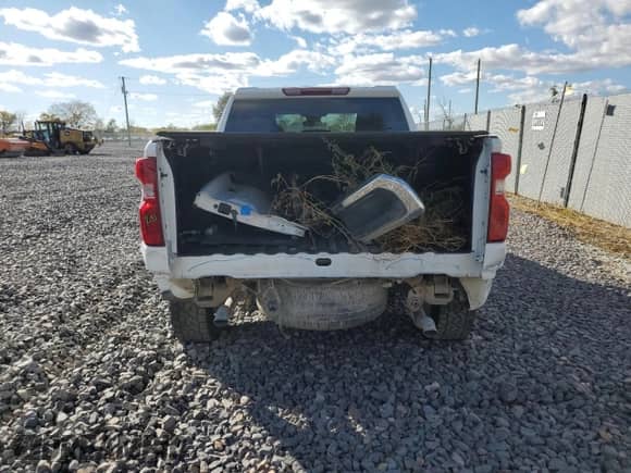 2024 Chevrolet Silverado 1500 LT with VIN 1GCUDDED2RZ300673, listed as a Copart auction lot 85311965 with 50,459 mi miles and Clean title. Bid and sale history available at DreamBid. Image 6.