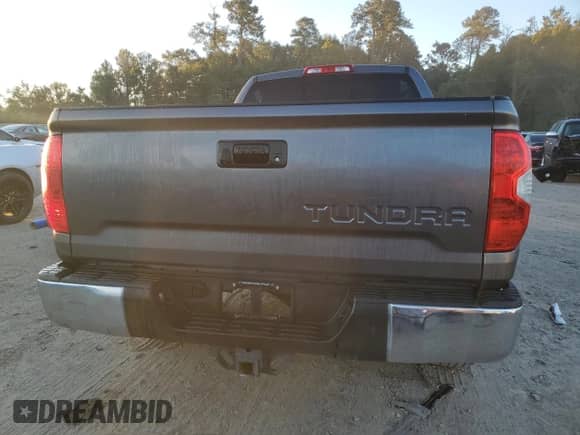 2015 Toyota Tundra SR5 с VIN 5TFRY5F12FX190817, выставлен на аукционе Copart как лот 90061505 с пробегом 114 908 миль миль и Списание • Salvage title. История ставок и продаж доступна на DreamBid. Изображение 6.