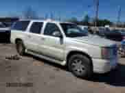 2005 Cadillac Escalade ESV z VIN 3GYFK66N85G287286, wystawiony jako Copart lot #47165865 z przebiegiem Nie podano mil oraz Szkoda całkowita • Salvage title. Historia ofert i sprzedaży dostępna na DreamBid. Obrazek 4.