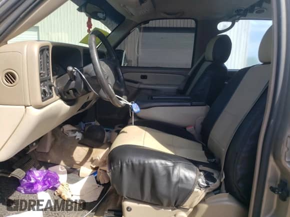 2003 Chevrolet Suburban LS с VIN 1GNFK16Z53J241221, выставлен на аукционе Copart как лот 59604425 с пробегом 251 217 миль миль и Списание • Salvage title. История ставок и продаж доступна на DreamBid. Изображение 7.