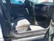 2001 Saturn SL with VIN 1G8ZK527X1Z317137, listed as a IAAI auction lot 43023899 with Not provided miles and . Bid and sale history available at DreamBid. Image 5.