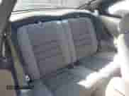 1996 Ford Mustang GT z VIN 1FALP42X2TF130573, wystawiony jako IAAI lot #43490908 z przebiegiem 281 802 mil mil oraz . Historia ofert i sprzedaży dostępna na DreamBid. Obrazek 8.