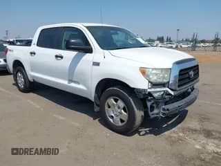 2007 Toyota Tundra SR5 with VIN 5TBDV54117S465082, listed as a IAAI auction lot 42726281 with 230,144 mi miles and . Bid and sale history available at DreamBid. Image 1.