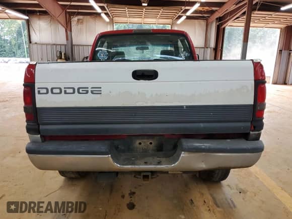 1996 Dodge 2500 with VIN 1B7KF23Z2TJ152566, listed as a Copart auction lot 80509965 with 279,240 mi miles and Salvage title. Bid and sale history available at DreamBid. Image 6.