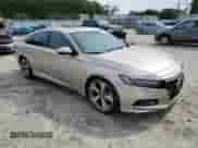2018 Honda Accord Touring z VIN 1HGCV1F91JA021446, wystawiony jako Copart lot #81521125 z przebiegiem 123 865 mil mil oraz Szkoda całkowita • Salvage title. Historia ofert i sprzedaży dostępna na DreamBid. Obrazek 4.