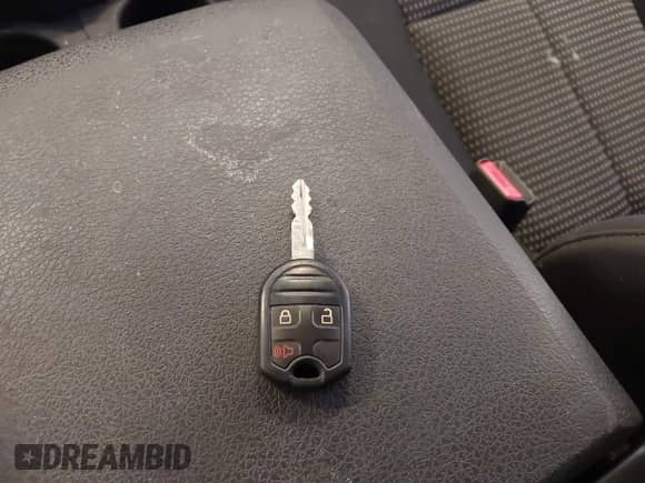 2014 Ford F-150 XL с VIN 1FTFX1EF3EFA92573, выставлен на аукционе IAAI как лот 42992815 с пробегом 97 531 миль миль и . История ставок и продаж доступна на DreamBid. Изображение 11.