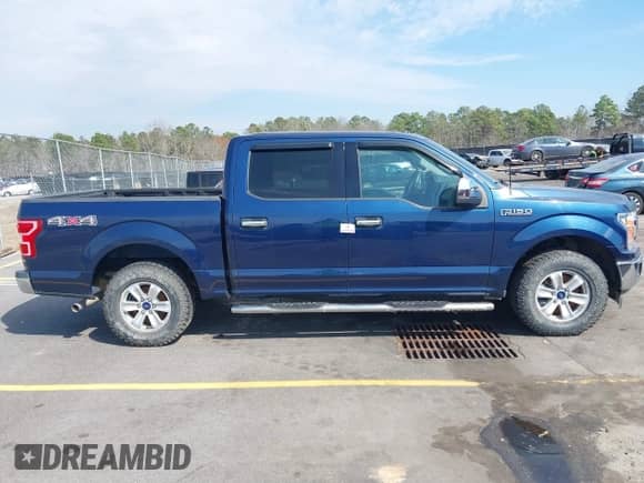 2018 Ford F-150 XL z VIN 1FTEW1CG9JKE46320, wystawiony jako IAAI lot #41690233 z przebiegiem 85 112 mil mil oraz . Historia ofert i sprzedaży dostępna na DreamBid. Obrazek 12.