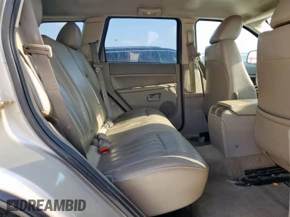 2007 Jeep Grand Cherokee Laredo с VIN 1J8GS48K87C534743, выставлен на аукционе Copart как лот 58382935 с пробегом 174 986 миль миль и Списание • Salvage title. История ставок и продаж доступна на DreamBid. Изображение 10.