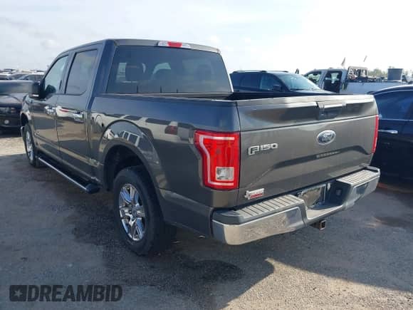 2017 Ford F-150 XL with VIN 1FTEW1CP9HKD69152, listed as a IAAI auction lot 43525634 with 205,490 mi miles and . Bid and sale history available at DreamBid. Image 3.