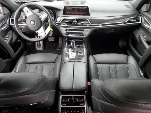 2021 BMW 7 Series 750i xDrive with VIN WBA7U2C05MCF78609, listed as a Copart auction lot 47082095 with 29,692 mi miles and Salvage title. Bid and sale history available at DreamBid. Image 8.