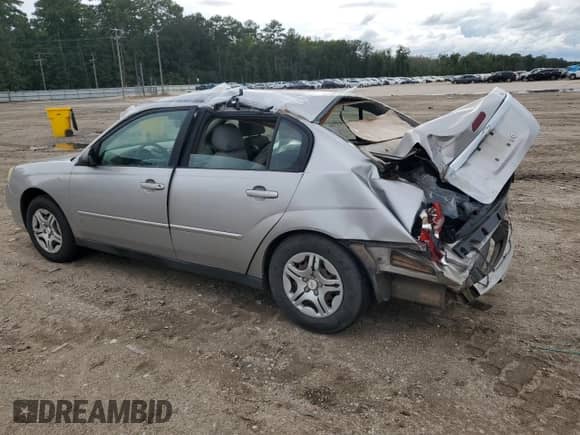 2007 Chevrolet Malibu 1LS с VIN 1G1ZS58F07F209634, выставлен на аукционе Copart как лот 69701984 с пробегом 212 128 миль миль и Списание • Salvage title. История ставок и продаж доступна на DreamBid. Изображение 2.