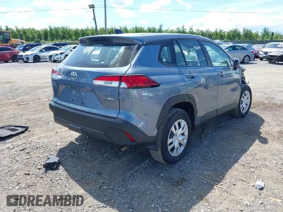 2024 Toyota Corolla Cross L with VIN 7MUAAABG8RV102518, listed as a IAAI auction lot 43057668 with 11,170 mi miles and . Bid and sale history available at DreamBid. Image 4.