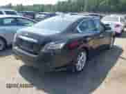 2014 Nissan Maxima SV z VIN 1N4AA5AP6EC463718, wystawiony jako IAAI lot #42951859 z przebiegiem 96 793 mil mil oraz . Historia ofert i sprzedaży dostępna na DreamBid. Obrazek 4.