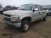 2002 Chevrolet Silverado 1500HD LS с VIN 1GCGK13U42F149301, выставлен на аукционе Copart как лот 46601045 с пробегом 242 766 миль миль и Списание • Salvage title. История ставок и продаж доступна на DreamBid. Изображение 1.