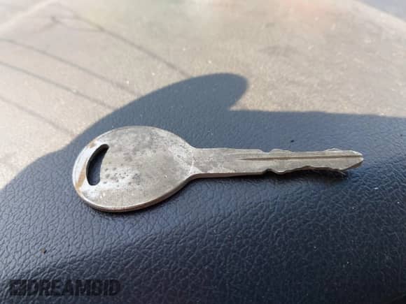 2006 Chrysler 300 with VIN 2C3KA43R96H274524, listed as a IAAI auction lot 42592121 with 172,717 mi miles and . Bid and sale history available at DreamBid. Image 11.