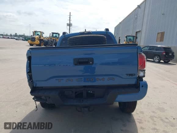 2019 Toyota Tacoma SR5 с VIN 3TMAZ5CN4KM104750, выставлен на аукционе IAAI как лот 42003527 с пробегом 66 342 миль миль и . История ставок и продаж доступна на DreamBid. Изображение 16.