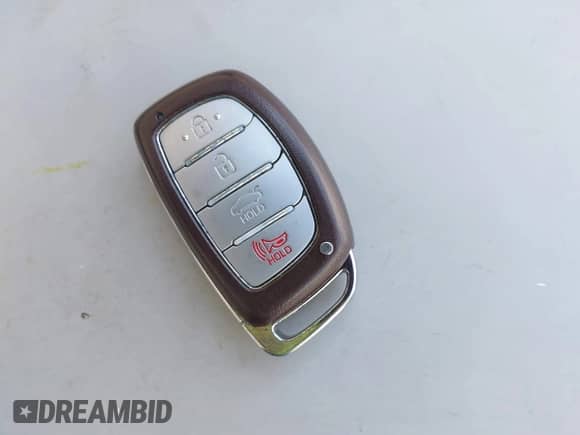 2016 Hyundai Sonata Limited с VIN KMHE34L12GA017181, выставлен на аукционе IAAI как лот 42839274 с пробегом 182 619 миль миль и . История ставок и продаж доступна на DreamBid. Изображение 11.