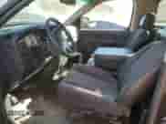 2002 Dodge 1500 z VIN 1D7HU16Z52J134637, wystawiony jako Copart lot #77736664 z przebiegiem 152 166 mil mil oraz Czysty tytuł • Clean title. Historia ofert i sprzedaży dostępna na DreamBid. Obrazek 7.