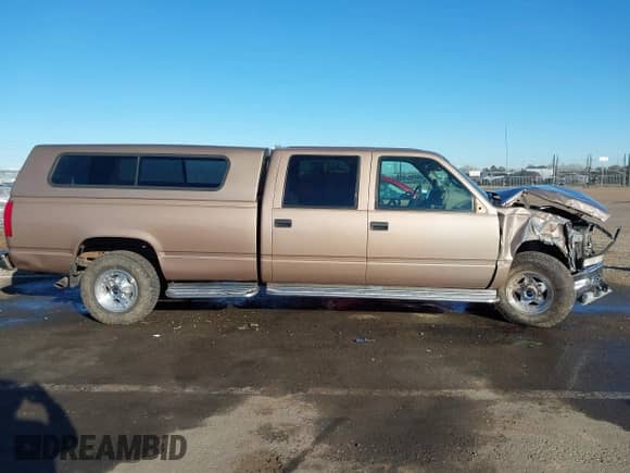 1996 Chevrolet Silverado 3500 с VIN 1GCGC33J2TF002782, выставлен на аукционе IAAI как лот 41367250 с пробегом 121 541 миль миль и . История ставок и продаж доступна на DreamBid. Изображение 13.