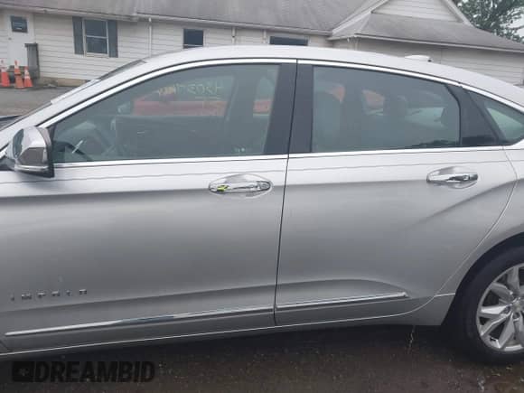 2018 Chevrolet Impala LT with VIN 2G1105S34J9108310, listed as a IAAI auction lot 43037616 with 113,873 mi miles and . Bid and sale history available at DreamBid. Image 14.