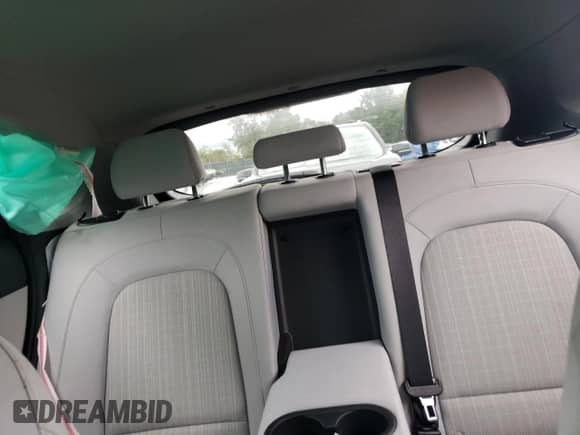 2023 Hyundai Kona SEL z VIN KM8K6CABXPU986919, wystawiony jako Copart lot #83876195 z przebiegiem 13 607 mil mil oraz Szkoda całkowita • Salvage title. Historia ofert i sprzedaży dostępna na DreamBid. Obrazek 10.