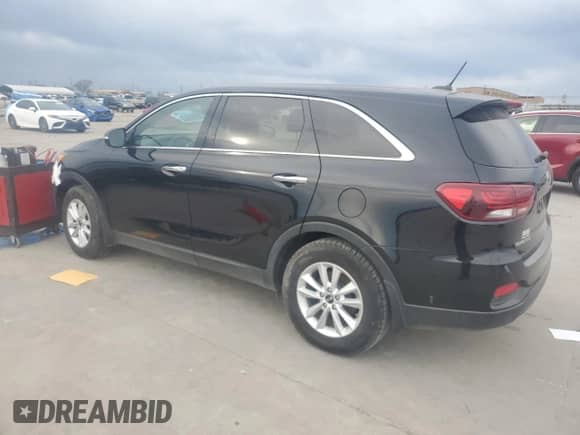 2020 Kia Sorento LX with VIN 5XYPG4A38LG684529, listed as a Copart auction lot 89009425 with 65,338 mi miles and Clean title. Bid and sale history available at DreamBid. Image 2.