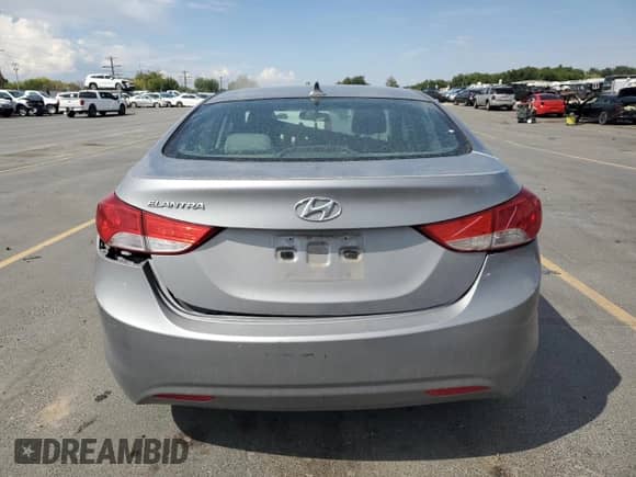 2013 Hyundai Elantra GLS с VIN KMHDH4AE0DU794956, выставлен на аукционе Copart как лот 80319265 с пробегом 110 245 миль миль и Списание • Salvage title. История ставок и продаж доступна на DreamBid. Изображение 6.