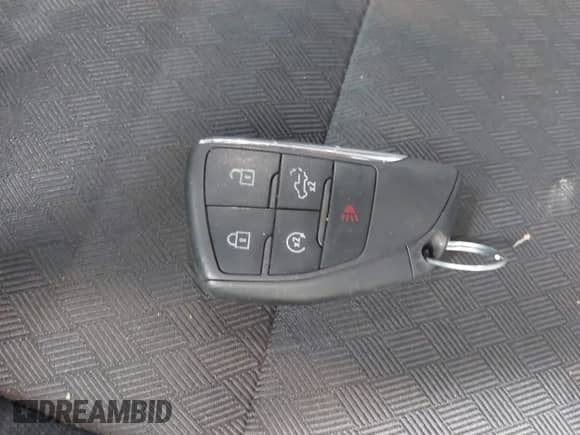 2022 Chevrolet Silverado 1500 RST with VIN 1GCUDEET8NZ622077, listed as a IAAI auction lot 42713780 with 46,022 mi miles and . Bid and sale history available at DreamBid. Image 11.