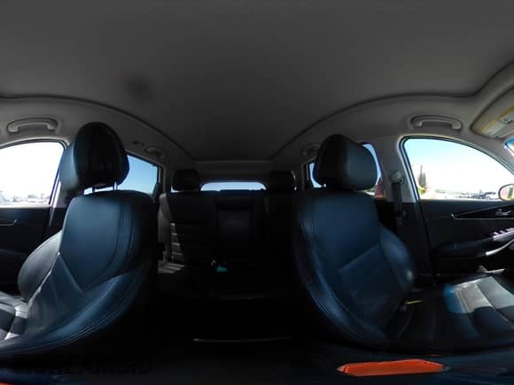 2016 Kia Sorento SX с VIN 5XYPK4A53GG183618, выставлен на аукционе IAAI как лот 41976663 с пробегом 141 355 миль миль и . История ставок и продаж доступна на DreamBid. Изображение 18.