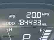 2013 Hyundai Elantra Limited z VIN 5NPDH4AE4DH253827, wystawiony jako IAAI lot #43314866 z przebiegiem 184 433 mil mil oraz . Historia ofert i sprzedaży dostępna na DreamBid. Obrazek 15.