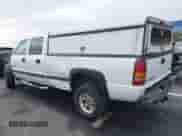 2002 Chevrolet Silverado 2500HD LS с VIN 1GCHC23U02F184540, выставлен на аукционе IAAI как лот 42579987 с пробегом Не указан миль и . История ставок и продаж доступна на DreamBid. Изображение 13.