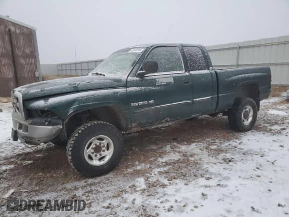 2001 Dodge 2500 with VIN 1B7KF23W31J592363, listed as a Copart auction lot 83013194 with 237,338 mi miles and Clean title. Bid and sale history available at DreamBid. Image 1.