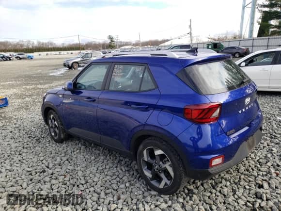 2021 Hyundai Venue SEL with VIN KMHRC8A33MU083648, listed as a Copart auction lot 79174073 with 19,823 mi miles and . Bid and sale history available at DreamBid. Image 2.