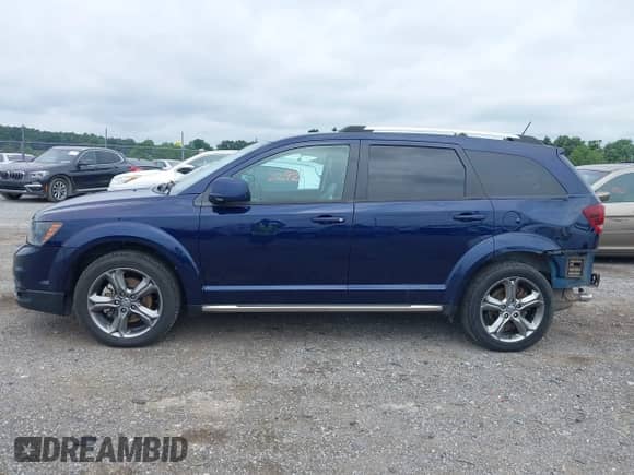 2017 Dodge Journey Crossroad Plus with VIN 3C4PDDGG2HT608730, listed as a IAAI auction lot 42682292 with 188,639 mi miles and . Bid and sale history available at DreamBid. Image 14.