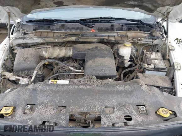 2019 Ram 1500 Express z VIN 1C6RR7FG2KS566105, wystawiony jako IAAI lot #41799941 z przebiegiem 139 992 mil mil oraz . Historia ofert i sprzedaży dostępna na DreamBid. Obrazek 10.