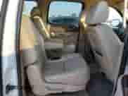 2009 Chevrolet Suburban 1LT z VIN 1GNFC26J09R147755, wystawiony jako Copart lot #72418304 z przebiegiem 239 660 mil mil oraz Szkoda całkowita • Salvage title. Historia ofert i sprzedaży dostępna na DreamBid. Obrazek 11.