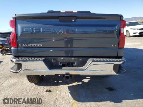 2020 Chevrolet Silverado 1500 LT with VIN 3GCUYDED3LG355628, listed as a Copart auction lot 82567075 with 65,611 mi miles and Salvage title. Bid and sale history available at DreamBid. Image 6.