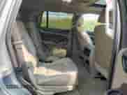 2018 Chevrolet Tahoe LT z VIN 1GNSKBKC8JR348459, wystawiony jako Copart lot #67358825 z przebiegiem 118 950 mil mil oraz Szkoda całkowita • Salvage title. Historia ofert i sprzedaży dostępna na DreamBid. Obrazek 11.