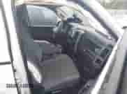 2018 Ram 1500 SSV z VIN 1C6RR7XT5JS222911, wystawiony jako IAAI lot #43393631 z przebiegiem 194 268 mil mil oraz . Historia ofert i sprzedaży dostępna na DreamBid. Obrazek 5.