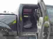 2013 Ford F-150 SVT Raptor z VIN 1FTFW1R68DFC03131, wystawiony jako IAAI lot #43321375 z przebiegiem 162 975 mil mil oraz . Historia ofert i sprzedaży dostępna na DreamBid. Obrazek 8.