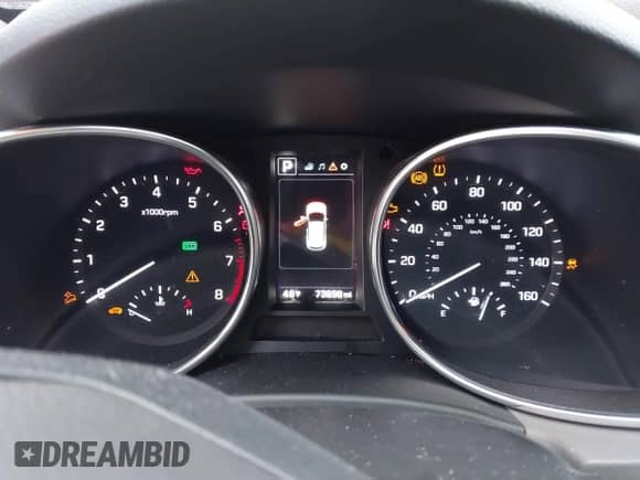 2017 Hyundai Santa Fe 2.4L with VIN 5NMZU3LB8HH017375, listed as a IAAI auction lot 43509600 with 73,698 mi miles and . Bid and sale history available at DreamBid. Image 7.