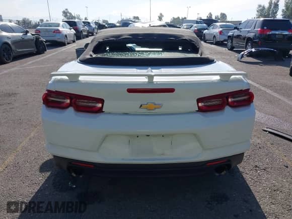 2019 Chevrolet Camaro 1LT z VIN 1G1FB3DS7K0120438, wystawiony jako IAAI lot #42020580 z przebiegiem 91 640 mil mil oraz . Historia ofert i sprzedaży dostępna na DreamBid. Obrazek 17.