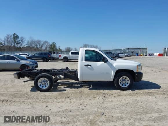 2012 Chevrolet Silverado 1500 Work Truck с VIN 1GCNKPE06CZ225010, выставлен на аукционе IAAI как лот 41795654 с пробегом 106 574 миль миль и . История ставок и продаж доступна на DreamBid. Изображение 13.