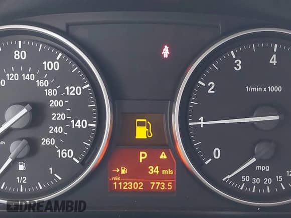 2009 BMW 3 Series 328i с VIN WBAPH77509NL83002, выставлен на аукционе IAAI как лот 43508744 с пробегом 112 302 миль миль и . История ставок и продаж доступна на DreamBid. Изображение 15.