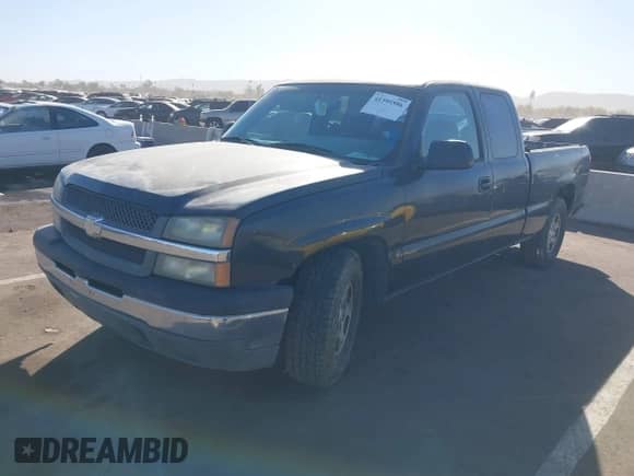 2004 Chevrolet Silverado 1500 with VIN 1GCEC19X84Z188593, listed as a IAAI auction lot 41398586 with 330,695 mi miles and . Bid and sale history available at DreamBid. Image 2.
