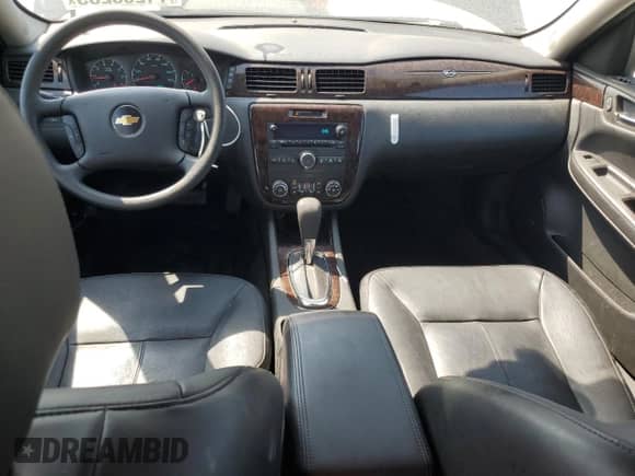 2016 Chevrolet Impala LTZ with VIN 2G1WC5E37G1106504, listed as a Copart auction lot 71265235 with 82,182 mi miles and Salvage title. Bid and sale history available at DreamBid. Image 8.