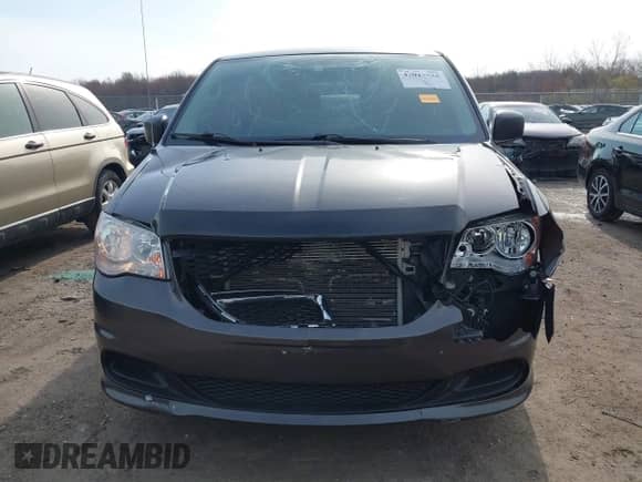 2015 Dodge Grand Caravan American Value с VIN 2C4RDGBG3FR750165, выставлен на аукционе IAAI как лот 42013526 с пробегом 110 323 миль миль и . История ставок и продаж доступна на DreamBid. Изображение 12.