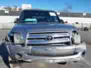 2005 Toyota Tundra SR5 с VIN 5TBET34185S483509, выставлен на аукционе IAAI как лот 43455386 с пробегом 269 204 миль миль и . История ставок и продаж доступна на DreamBid. Изображение 12.